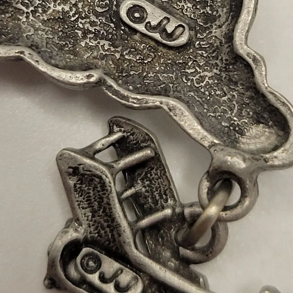 ▪︎JJ Brooch